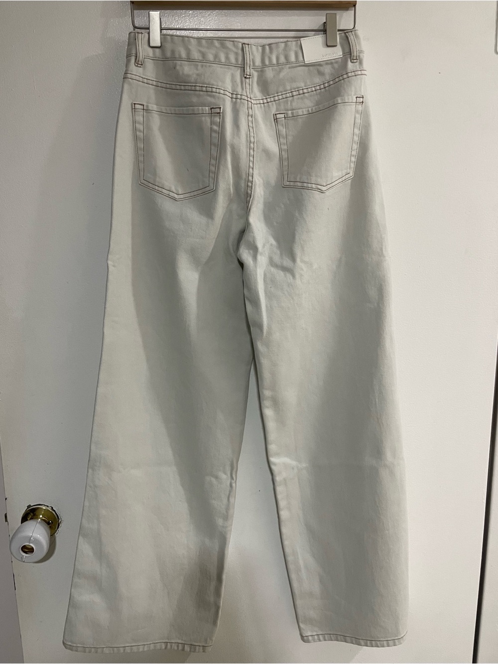 Katie J NYC Boston Cream Wide-Leg Jeans - Picture 2 of 4